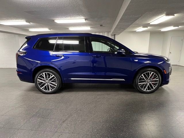 View vehicle photo 6