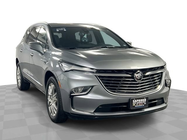 2023 Buick Enclave Essence FWD