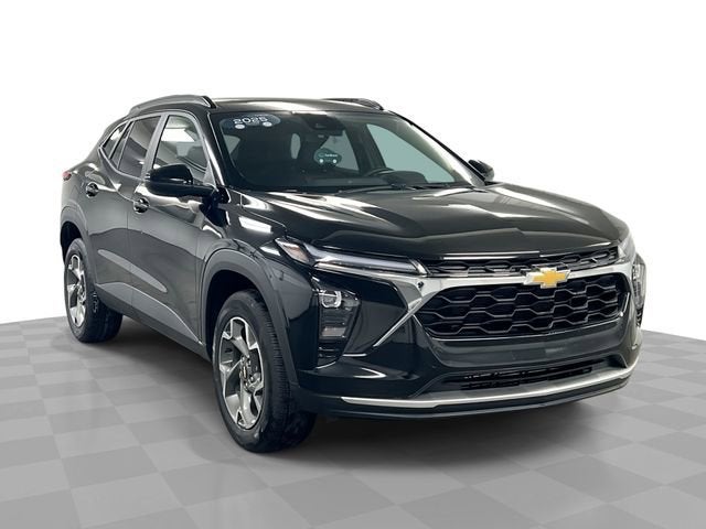2025 Chevrolet Trax LT FWD