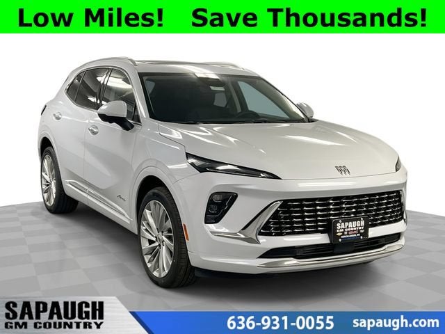 Iridescent White Tricoat 2026 Buick Envision SUV / Crossover All-Wheel Drive Automatic