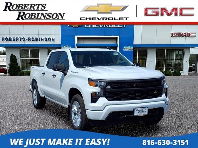 Summit White 2026 Chevrolet Silverado 1500 Pickup Truck Four-Wheel Drive Automatic