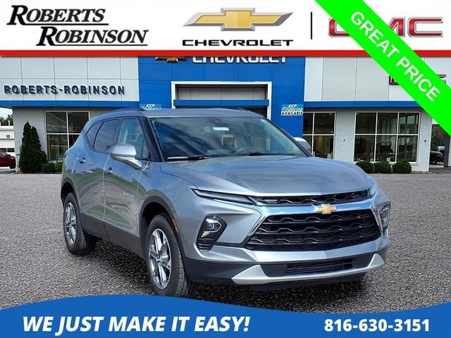 Sterling Gray Metallic 2024 Chevrolet Blazer SUV / Crossover Front-Wheel Drive Automatic