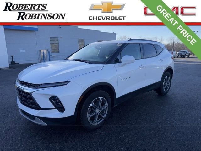 Summit White 2024 Chevrolet Blazer 2LT FWD SUV / Crossover Front-Wheel Drive Automatic