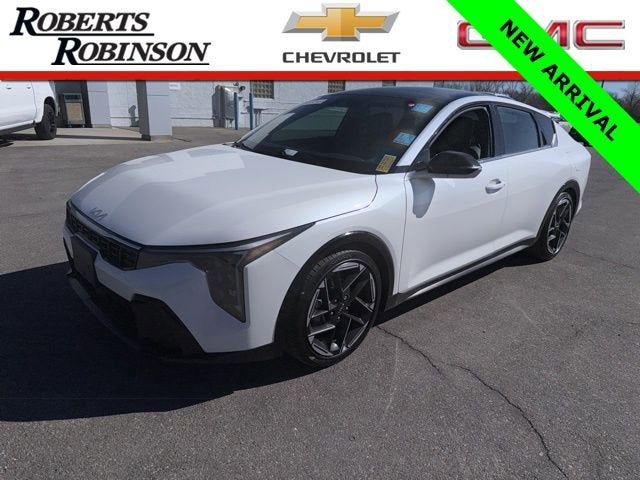 2025 Kia K4 GT-Line FWD