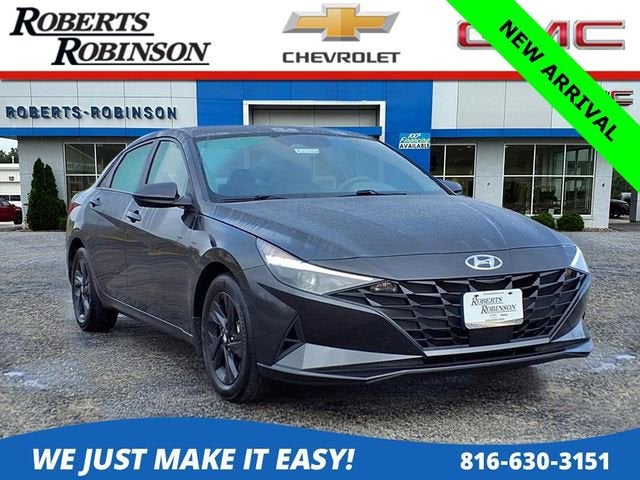 2022 Hyundai Elantra SEL FWD