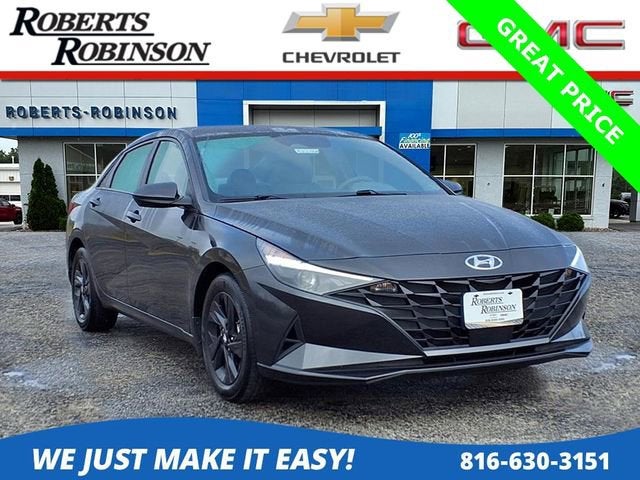 2022 Hyundai Elantra SEL FWD