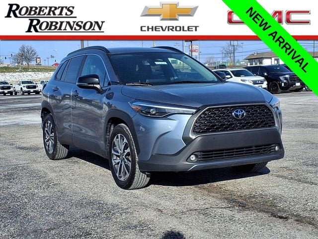 2025 Toyota Corolla Cross XLE FWD