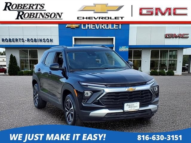 Mosaic Black Metallic 2025 Chevrolet Trailblazer SUV / Crossover Four-Wheel Drive Automatic