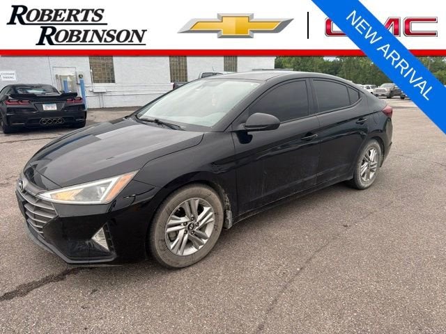  2019 Hyundai Elantra SEL FWD Sedan Front-Wheel Drive Automatic