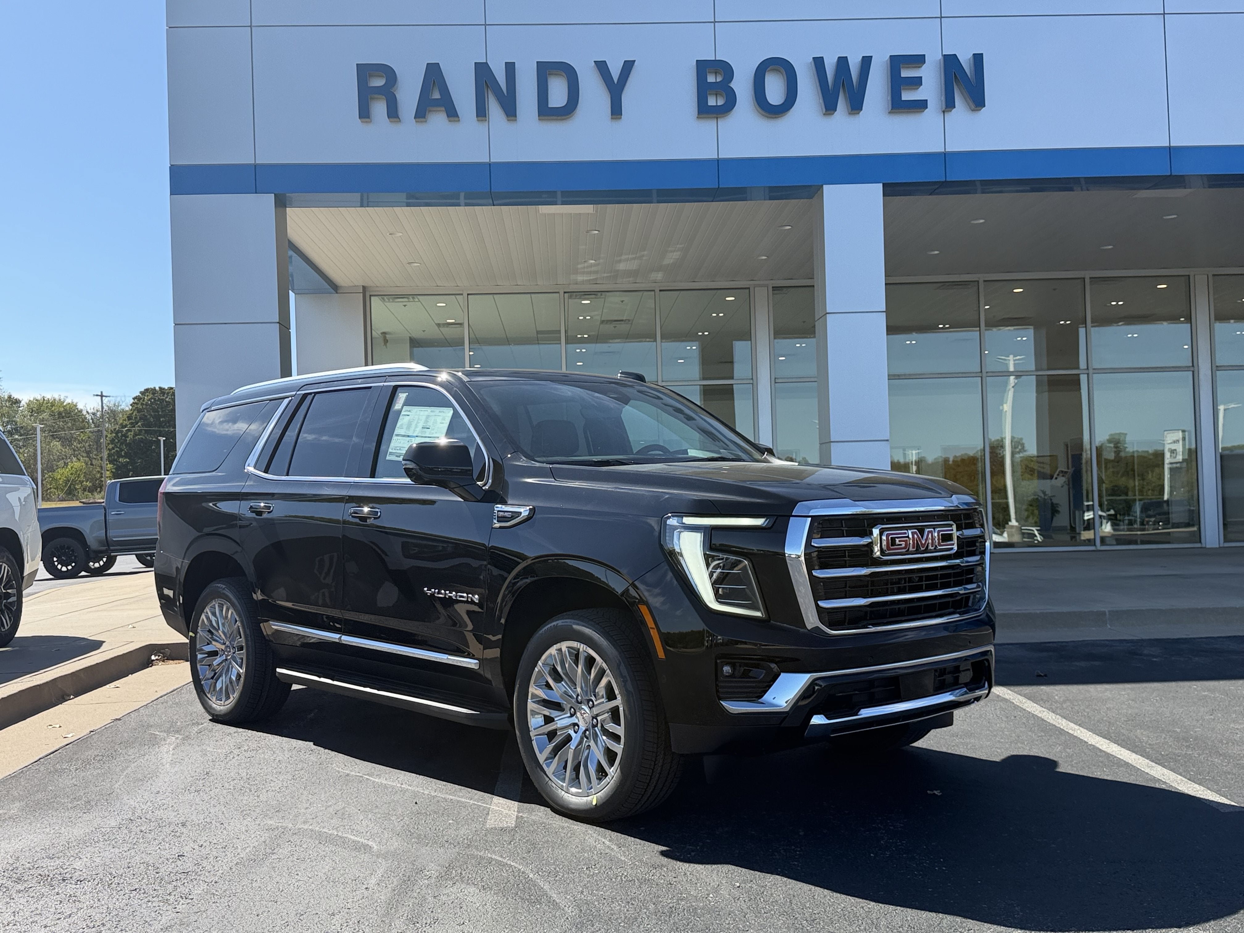 Onyx Black 2027 GMC Yukon SUV / Crossover Four-Wheel Drive Automatic