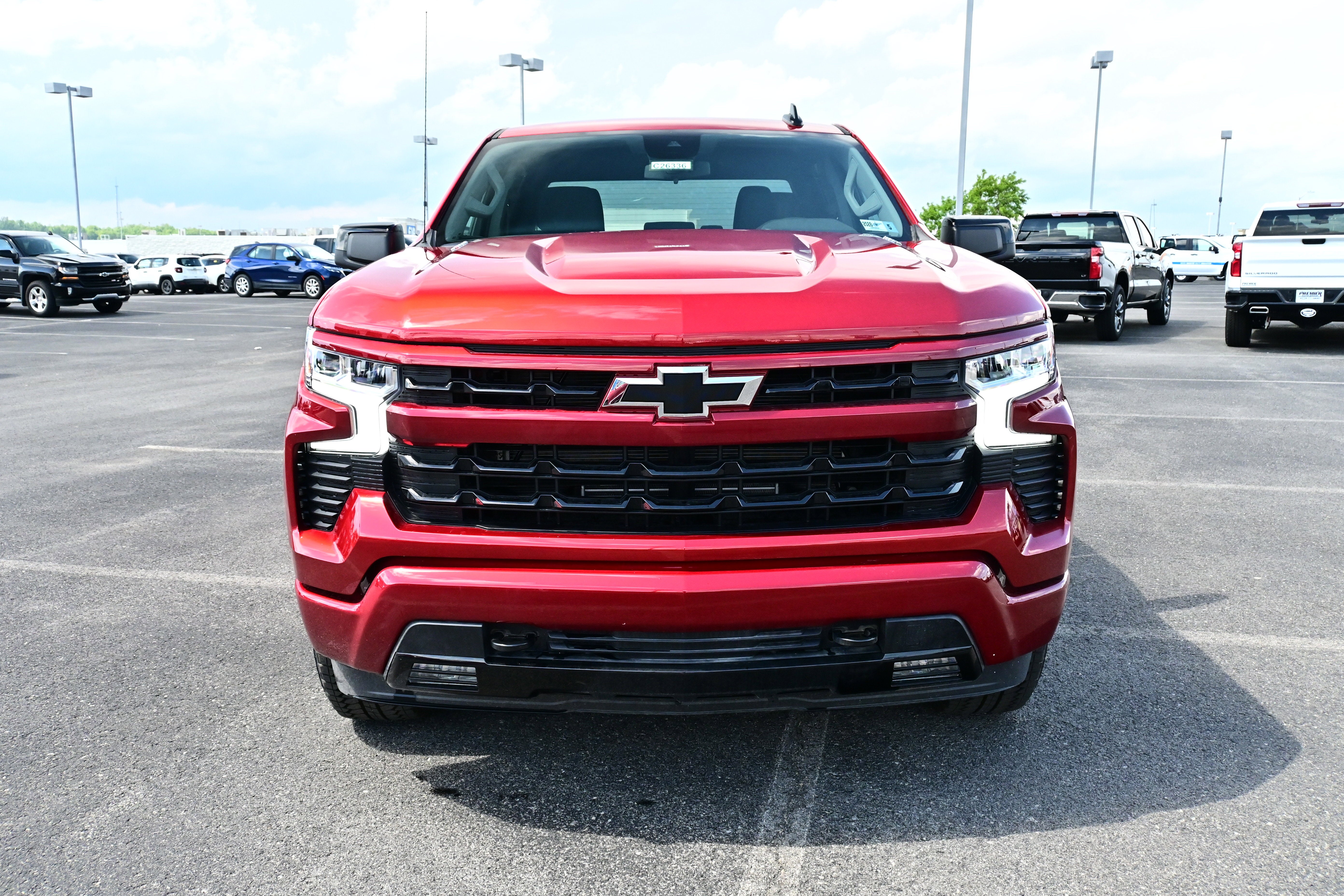 View vehicle photo 3