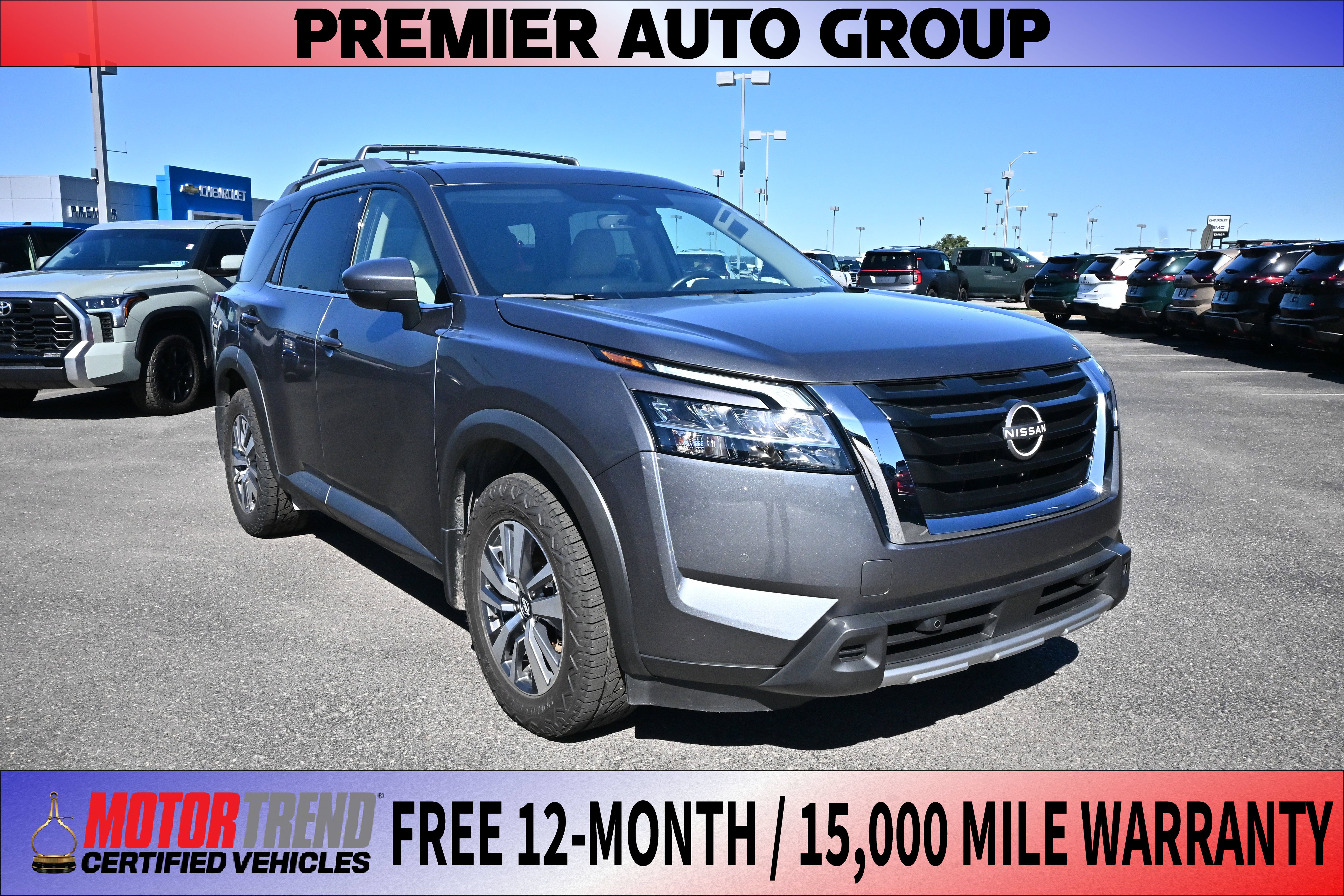 2023 Nissan Pathfinder SL 4WD
