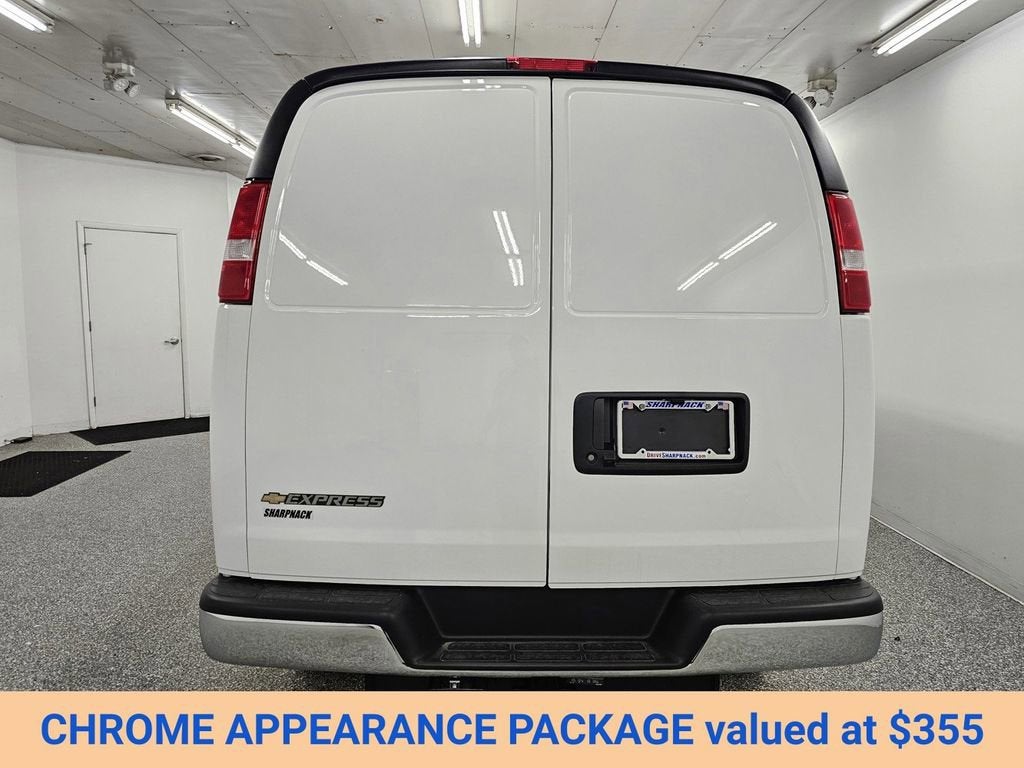 View vehicle photo 6