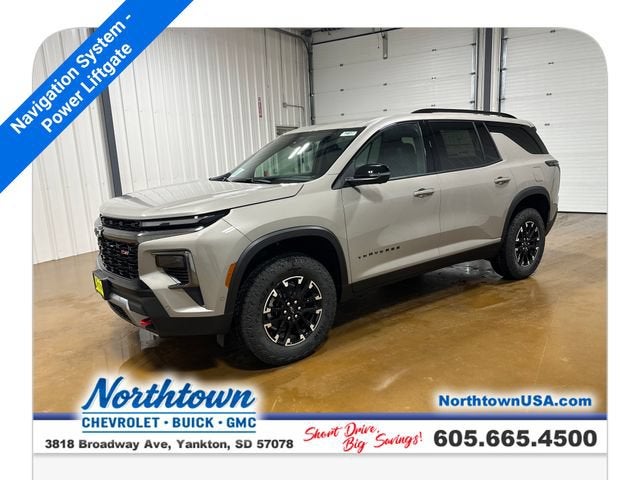 Sandstone Gray 2026 Chevrolet Traverse SUV / Crossover Four-Wheel Drive Automatic