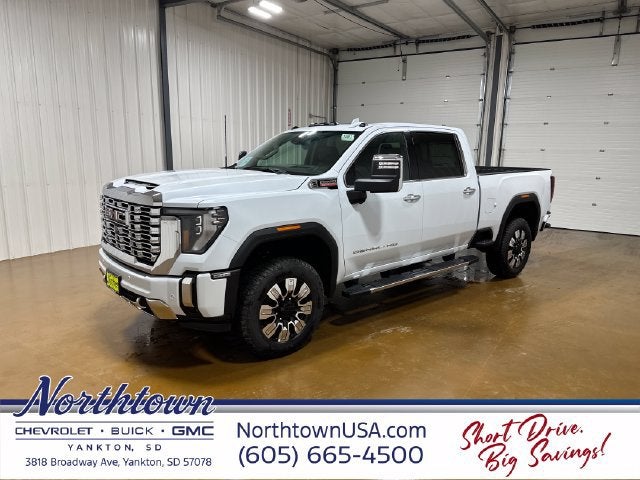 Glacier White Tricoat 2026 GMC Sierra 3500HD Pickup Truck Four-Wheel Drive Automatic
