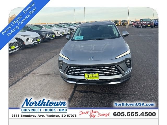 View vehicle photo 2