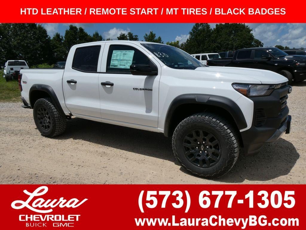 Summit White 2026 Chevrolet Colorado Pickup Truck Four-Wheel Drive Automatic