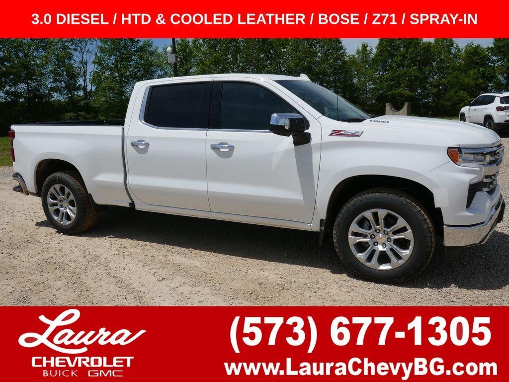 Summit White 2026 Chevrolet Silverado 1500 Pickup Truck Four-Wheel Drive Automatic
