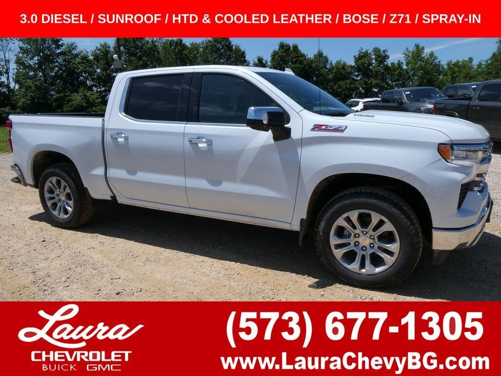 Polar White Tricoat 2026 Chevrolet Silverado 1500 Pickup Truck Four-Wheel Drive Automatic