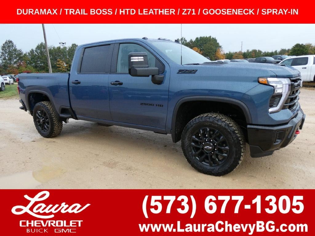 Lakeshore Blue Metallic 2026 Chevrolet Silverado 2500HD Pickup Truck Four-Wheel Drive Automatic