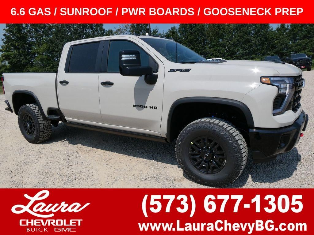 White Sands 2026 Chevrolet Silverado 2500HD Pickup Truck Four-Wheel Drive Automatic