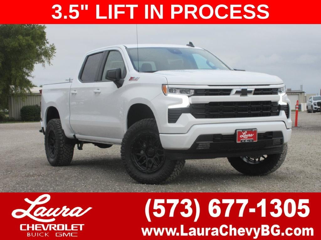 Summit White 2026 Chevrolet Silverado 1500 Pickup Truck Four-Wheel Drive Automatic