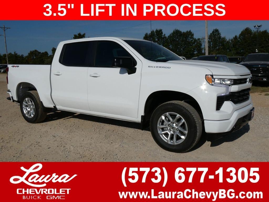 Summit White 2026 Chevrolet Silverado 1500 Pickup Truck Four-Wheel Drive Automatic