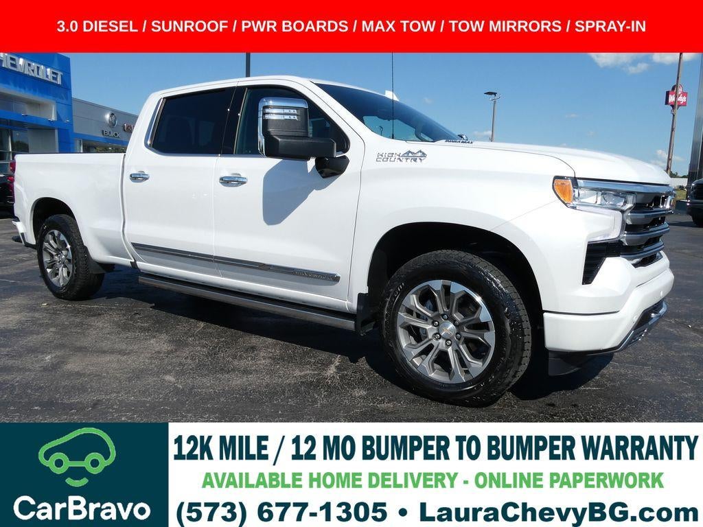 White (Iridescent Pearl Tricoat) 2024 Chevrolet Silverado 1500 Pickup Truck Four-Wheel Drive Automatic