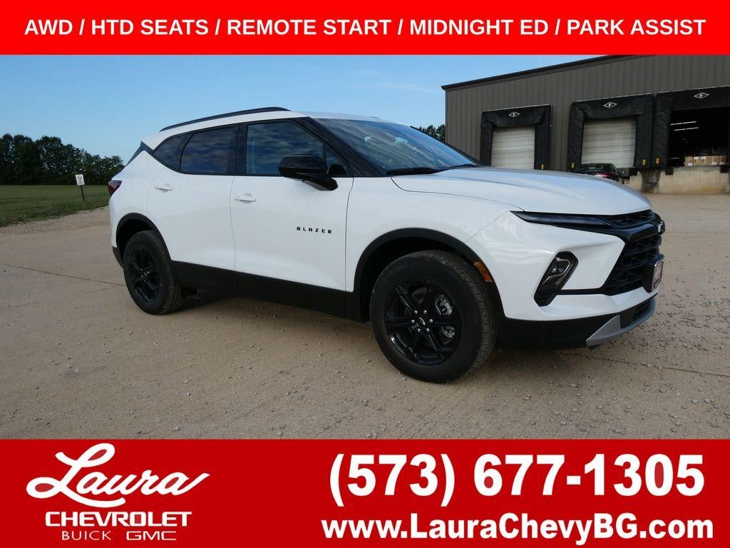 Summit White 2026 Chevrolet Blazer SUV / Crossover  Automatic