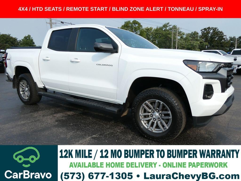Summit White 2023 Chevrolet Colorado Pickup Truck Four-Wheel Drive Automatic