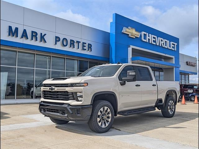 White Sands 2026 Chevrolet Silverado 2500HD Pickup Truck Four-Wheel Drive Automatic