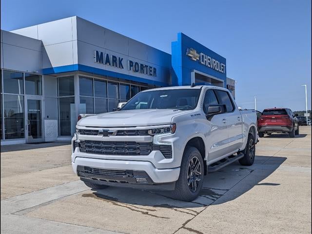 Summit White 2026 Chevrolet Silverado 1500 RST Crew Cab 4WD Pickup Truck Four-Wheel Drive Automatic