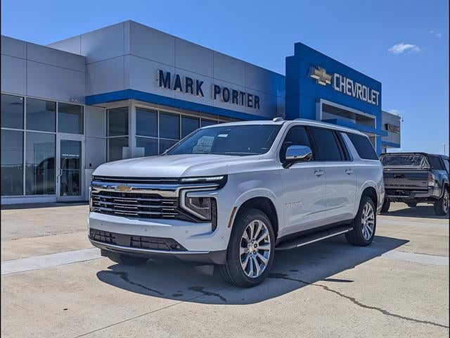 Polar White Tricoat 2026 Chevrolet Suburban Premier 4WD SUV / Crossover Four-Wheel Drive Automatic