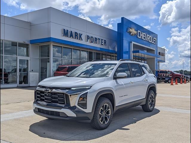 Polar White Tricoat 2026 Chevrolet Equinox SUV / Crossover Four-Wheel Drive Automatic