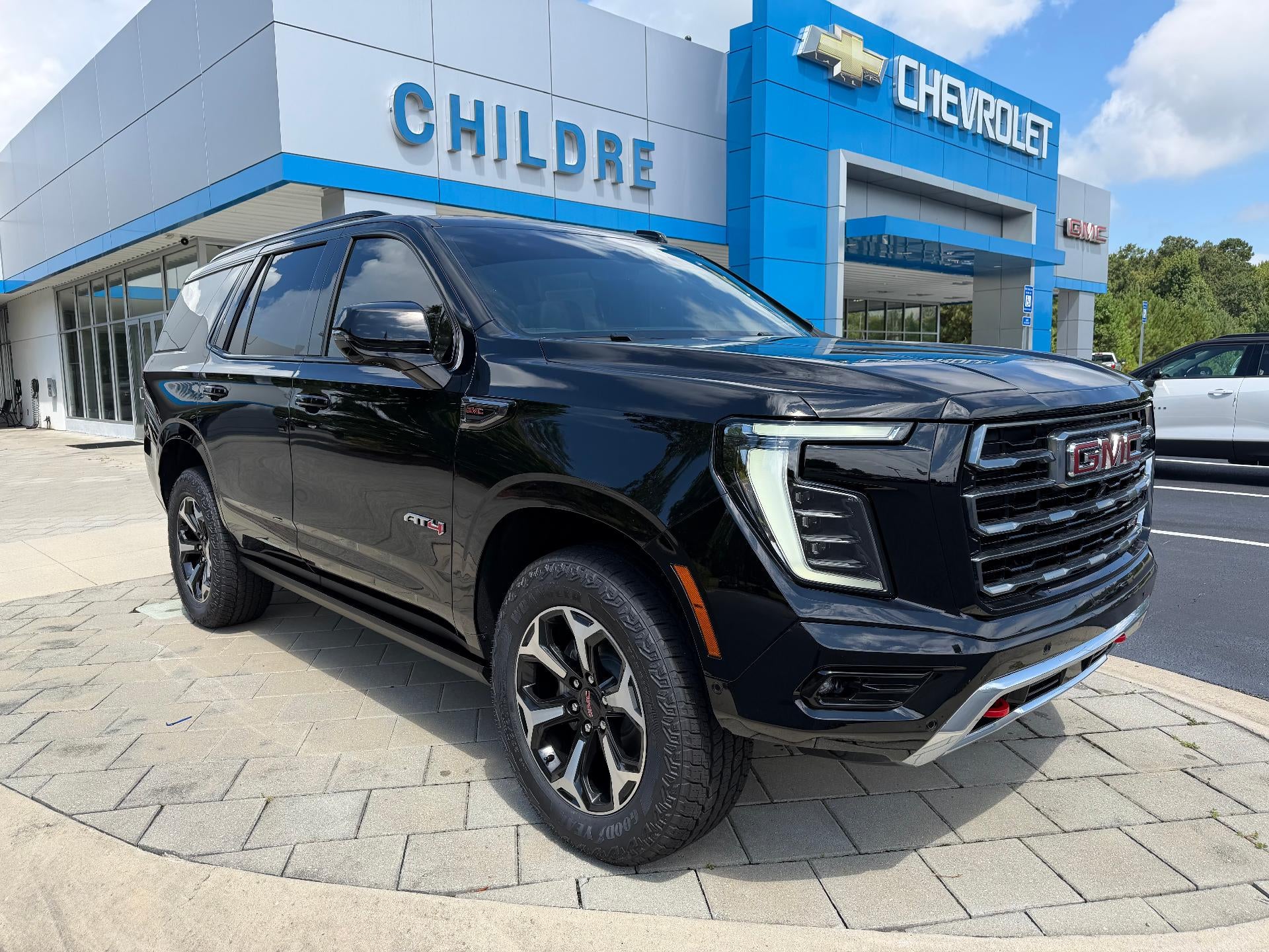 Onyx Black 2026 GMC Yukon SUV / Crossover Four-Wheel Drive Automatic