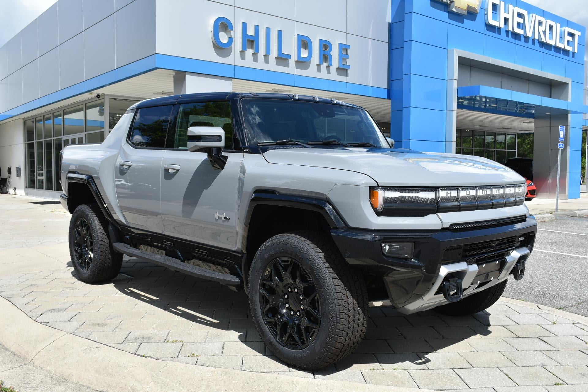 Meteorite Metallic (Grey) 2025 GMC Hummer EV Pickup Pickup Truck All-Wheel Drive 1-Speed Automatic