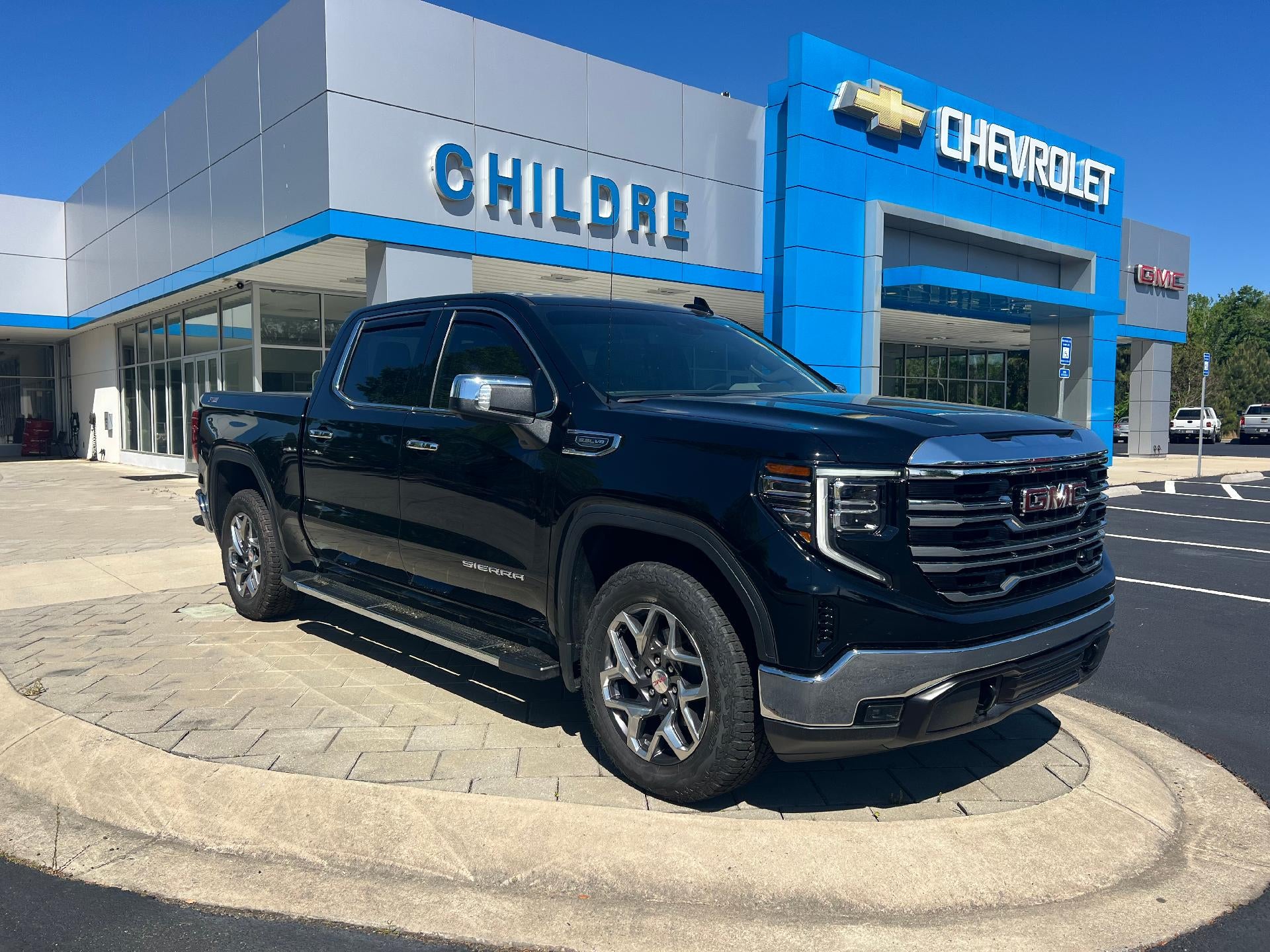 Onyx Black 2022 GMC Sierra 1500 Pickup Truck Four-Wheel Drive Automatic