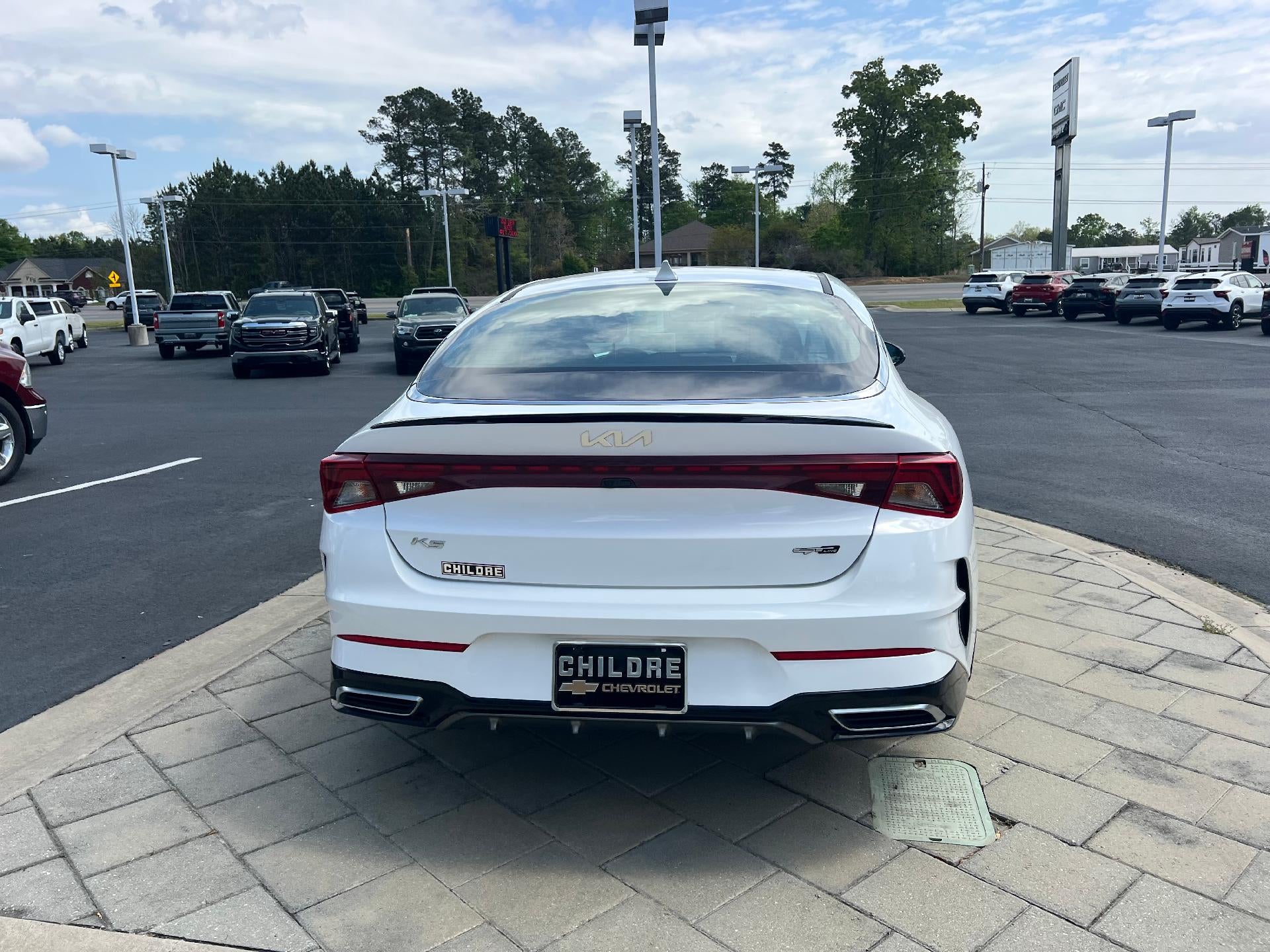 View vehicle photo 5