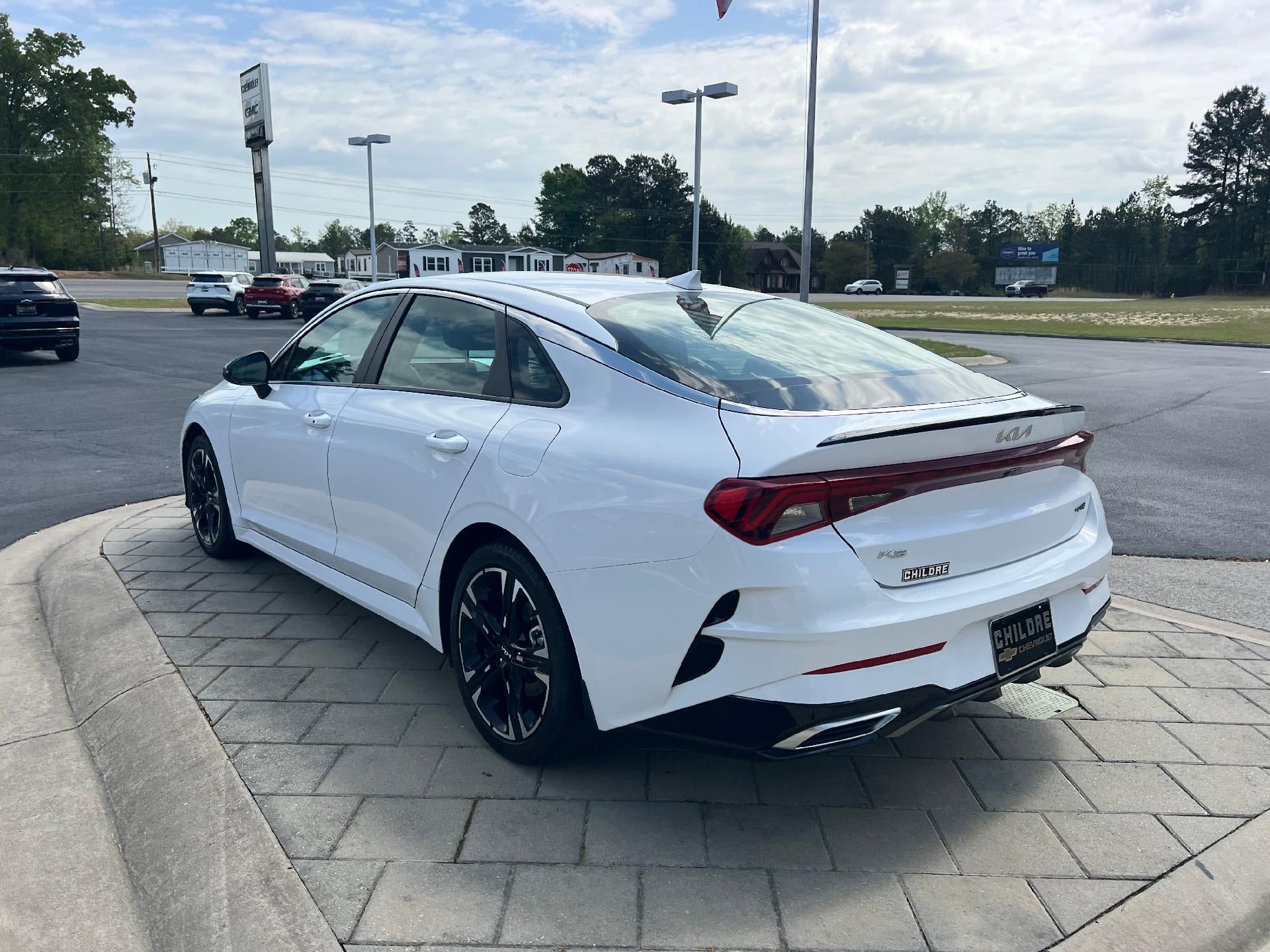 View vehicle photo 6