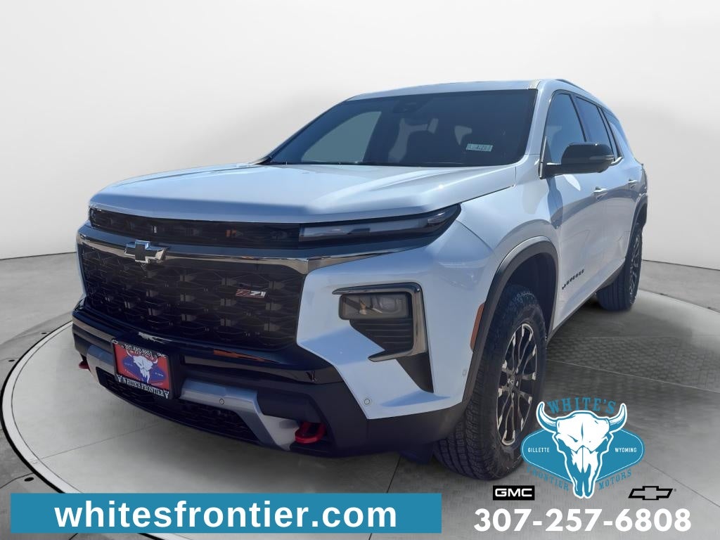 Polar White Tricoat 2026 Chevrolet Traverse SUV / Crossover Four-Wheel Drive Automatic