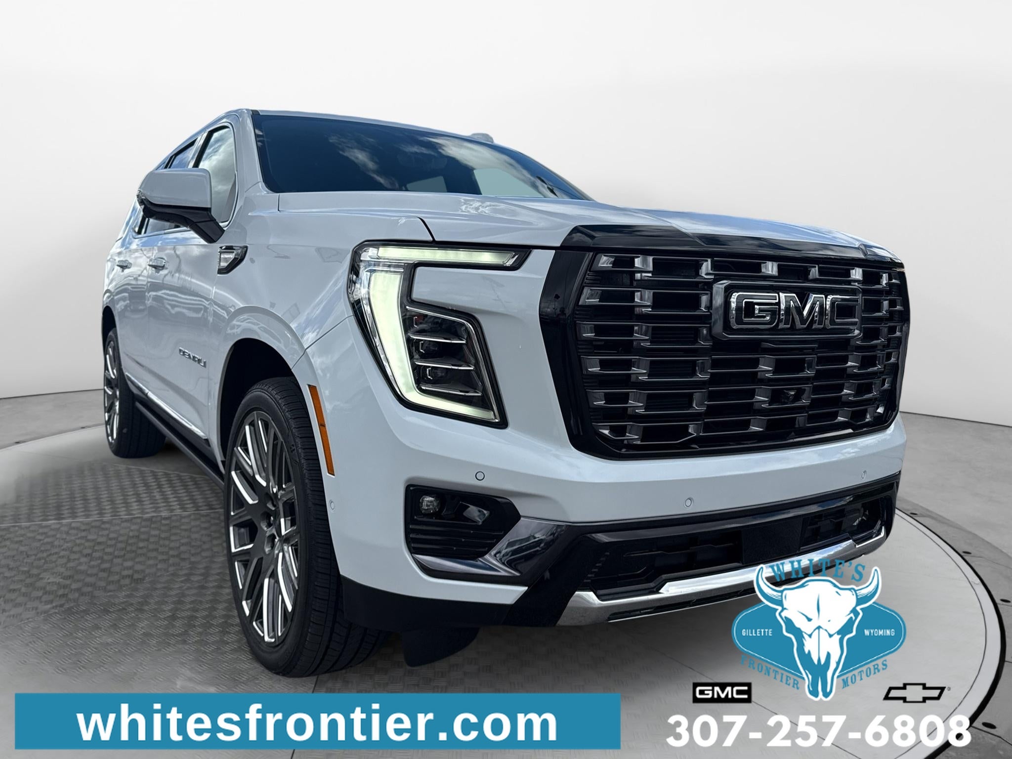 Glacier White Tricoat 2026 GMC Yukon SUV / Crossover Four-Wheel Drive Automatic