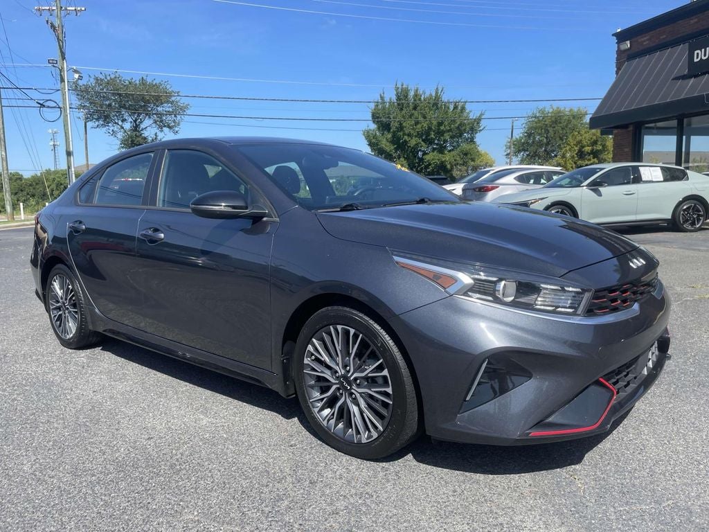 Gravity Gray 2023 Kia Forte Sedan Front-Wheel Drive Continuously Variable Transmission