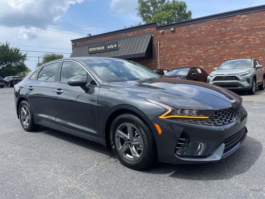 Gravity Gray 2023 Kia K5 Sedan Front-Wheel Drive 8-Speed Automatic