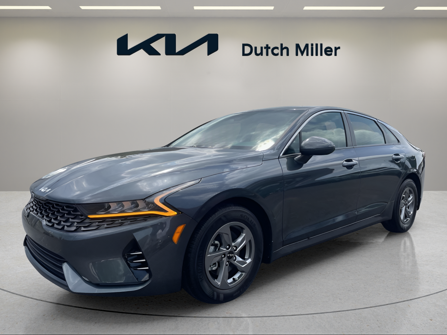 Gravity Gray 2023 Kia K5 Sedan Front-Wheel Drive 8-Speed Automatic