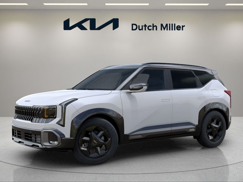 Snow White Pearl 2027 Kia Seltos SUV / Crossover All-Wheel Drive Continuously Variable Transmission