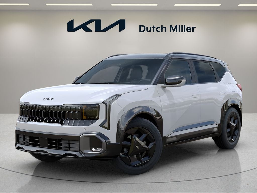 Snow White Pearl 2027 Kia Seltos SUV / Crossover All-Wheel Drive Continuously Variable Transmission