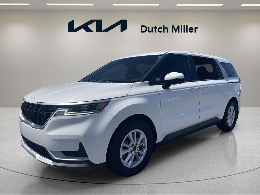  2024 Kia Carnival LX FWD   
