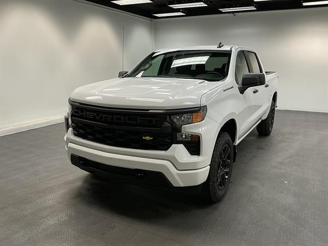 Summit White 2026 Chevrolet Silverado 1500 Pickup Truck Four-Wheel Drive Automatic