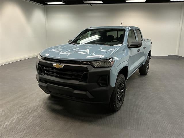 Snowdrift Metallic 2026 Chevrolet Colorado Pickup Truck Four-Wheel Drive Automatic