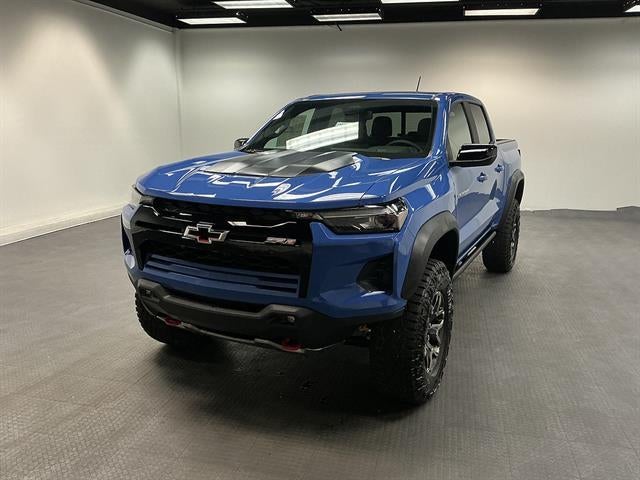 Reef Blue Metallic 2026 Chevrolet Colorado Pickup Truck Four-Wheel Drive Automatic